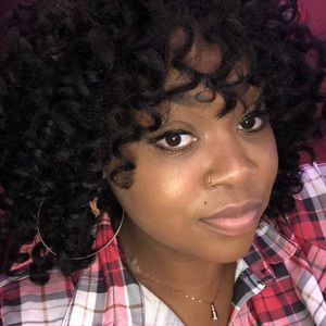 Meet your Posher, Shauna